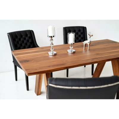 Modern Chesterfield Dining room Suite Luxurious Dining table x6 Chesterfield Chairs