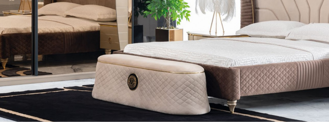 Luxury Set Bedroom Bed Bedside table Chest of drawers Stool Group Suite new 5-piece.