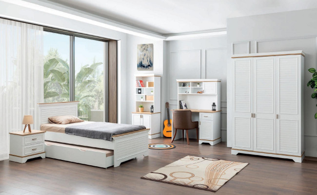 Country House Bedroom Set White Bed Bedside table Elegant Furniture Wardrobe Wood Table