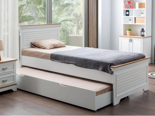 Country House Bedroom Set White Bed Bedside table Elegant Furniture Wardrobe Wood Table