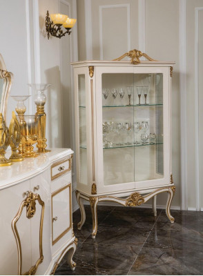Classic s Dining room Dining table Display case 4x Chair Dining set Chests of drawers 7 pieces.