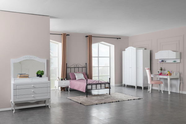 Design Girls Youth Room Set Bed Bedside table Wardrobe 6-piece.
