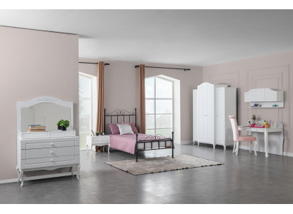 Design Girls Youth Room Set Bed Bedside table Wardrobe 6-piece.